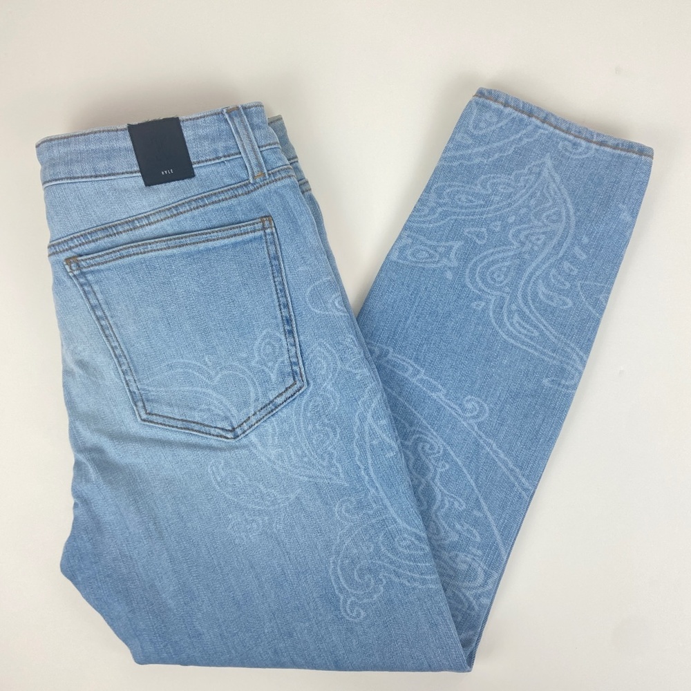 NWT Hale Neva Jeans Light Wash Paisley Print Size 30
